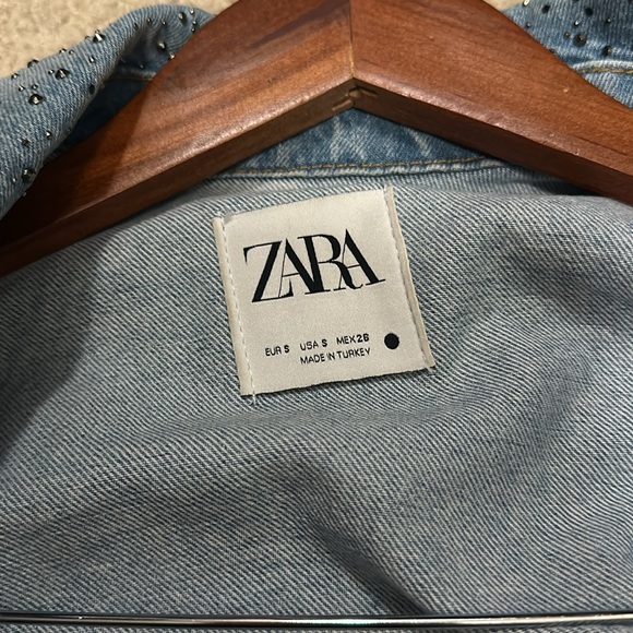 Zara jeans jacket with a stud - Picture 4 of 8
